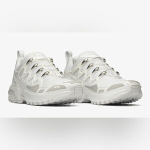 Salomon ACS sneakers